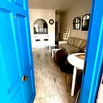 Διαμέρισμα Cozy And Bright Locos